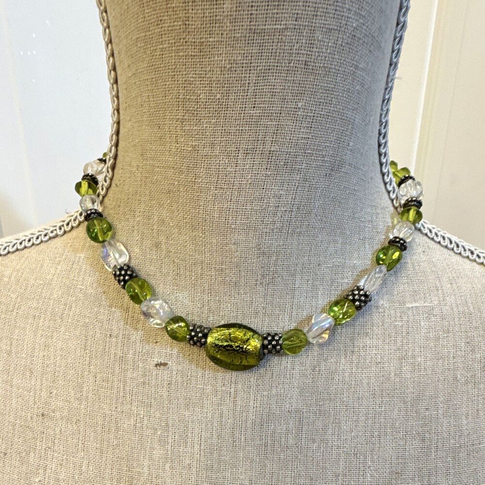GREEN CLEAR GLASS BEADED NECKLACE OVAL BEADS TOGGLE CLASP 16 IN